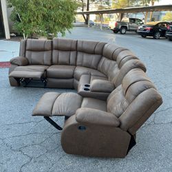 Ashley 2 Piece  Sectional ( Can Deliver For $10 )