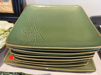 9 plates/ 2  Platters