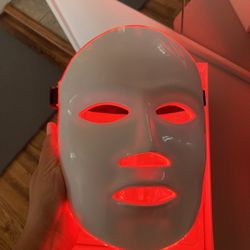 Red Light Therapy Face Mask