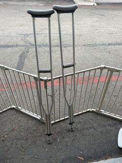 Aluminum Crutches