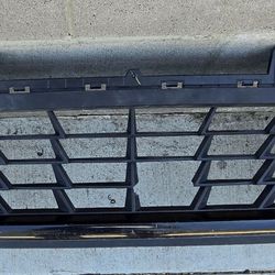 2022 2023 2024 KIA FORTE GT FRONT BUMPER LOWER GRILL 