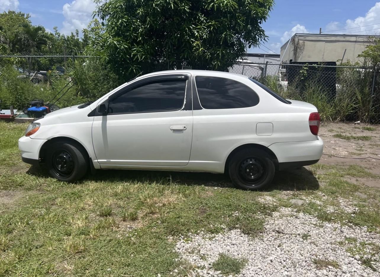 2002 Toyota Echo