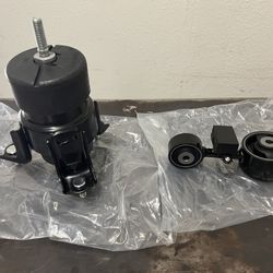 Toyota Camry Engine Motor Mounts, Transmission & Front Torque Strut Mounts