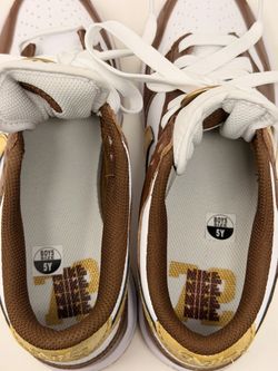 Nike Dunk Low Cacao Wow / Gold - Youth 5Y (Womens 6.5)