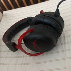 Wireless Hyper X Headset Like New Used For Only One Month 