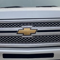 07-13 Chevy Silverado LTZ Grille!!!!!!!