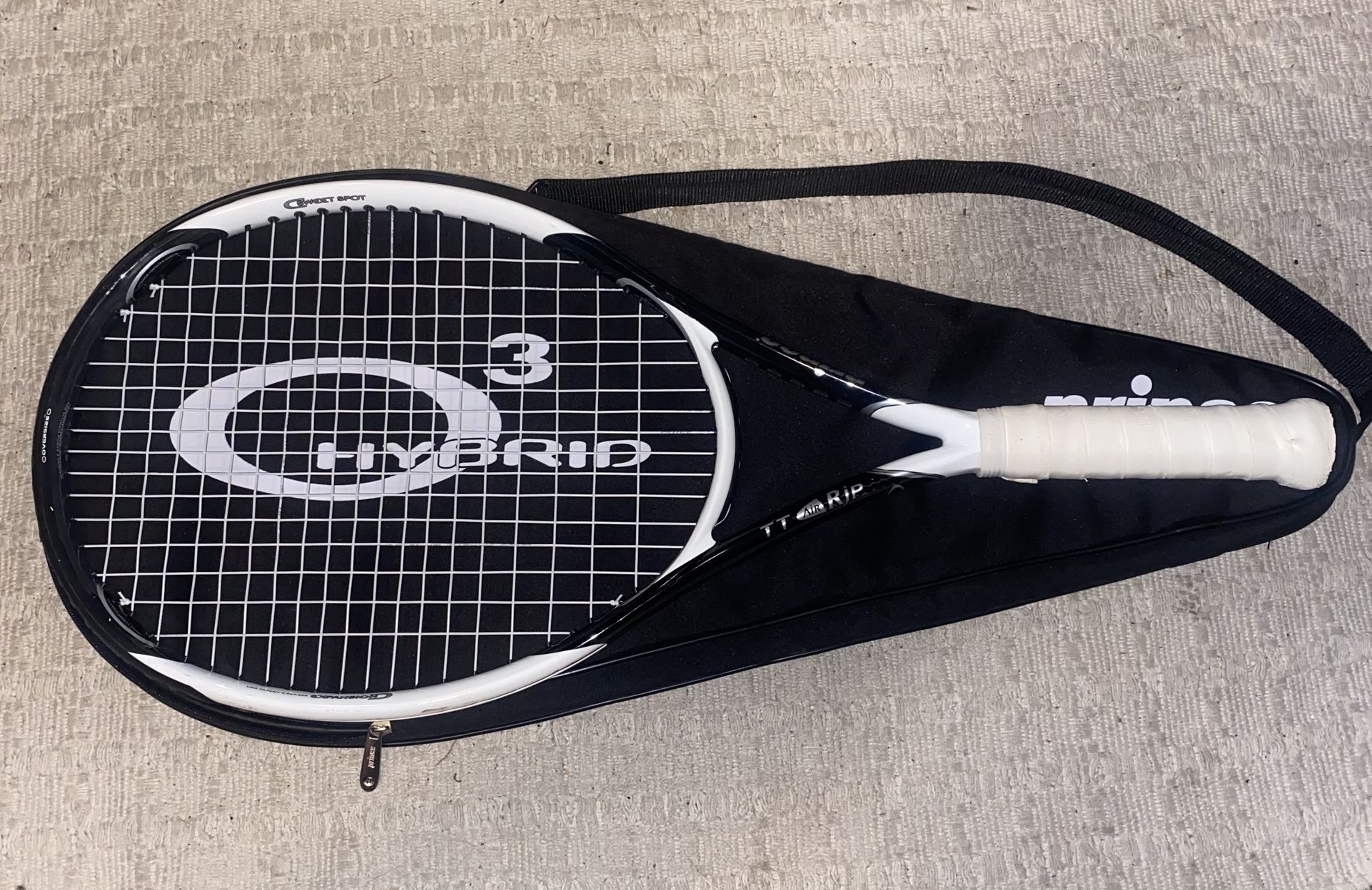 Prince TT Air Rip Super Oversize (118) 4-3/8. 27.5". 8.5 oz. 1400 Tennis Racket