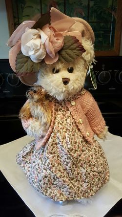 Daisy & Belle from the Bearington Collection