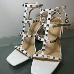 Olivia Ferguson Silver Studded Strappy White High Heels (size 8 women’s)