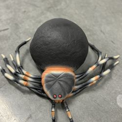huge scary spider toy