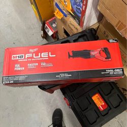 Milwaukee M18 FUEL 18V Lithium-Ion Brushless Cordless Super SAWZALL Orbital Reciprocating Saw (Tool-Only)