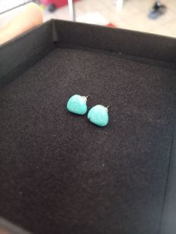 10k Turquoise Earrings