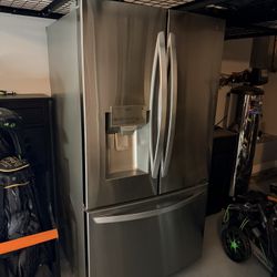 LG 28 cu.ft. 3 Door French Door Fridge 