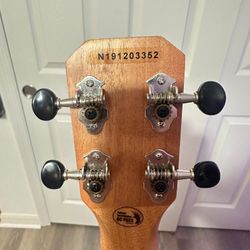 Ukelele Flight NUT310