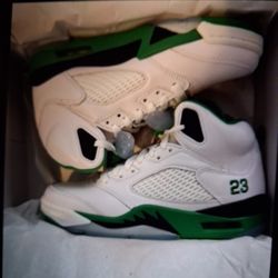Lucky Green Jordan 5s 