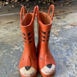 Carters Tiger Rainboots