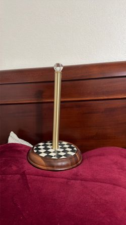 Mackenzie towel holder