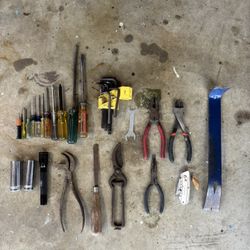 Hand Tool Assortment 