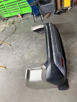 21/25 Nissan Rogue Rear Bumper Assembly