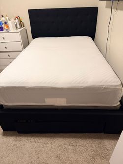 Full size bed
