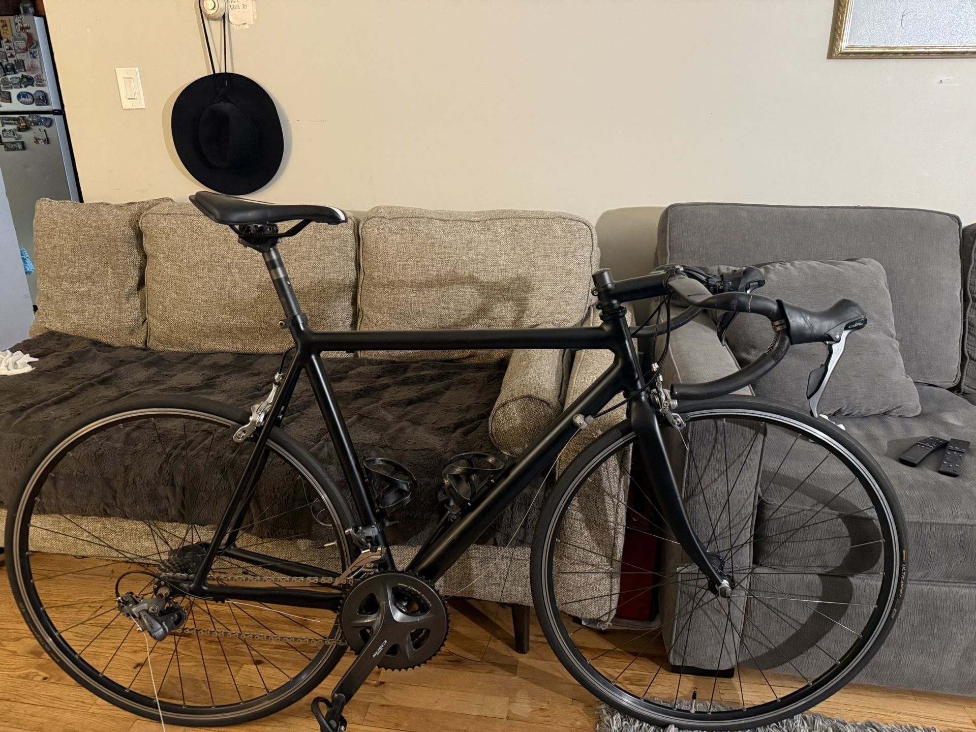 Cannondale R600 Road Bike Size 54