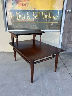 Mid-Century 1960s ‘Surfboard’ Danish Style Bassett Line ‘Artisan’ Walnut Two-tier Side Table/End Table