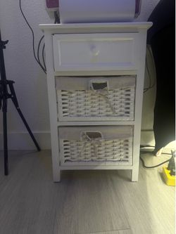 1 Small stands