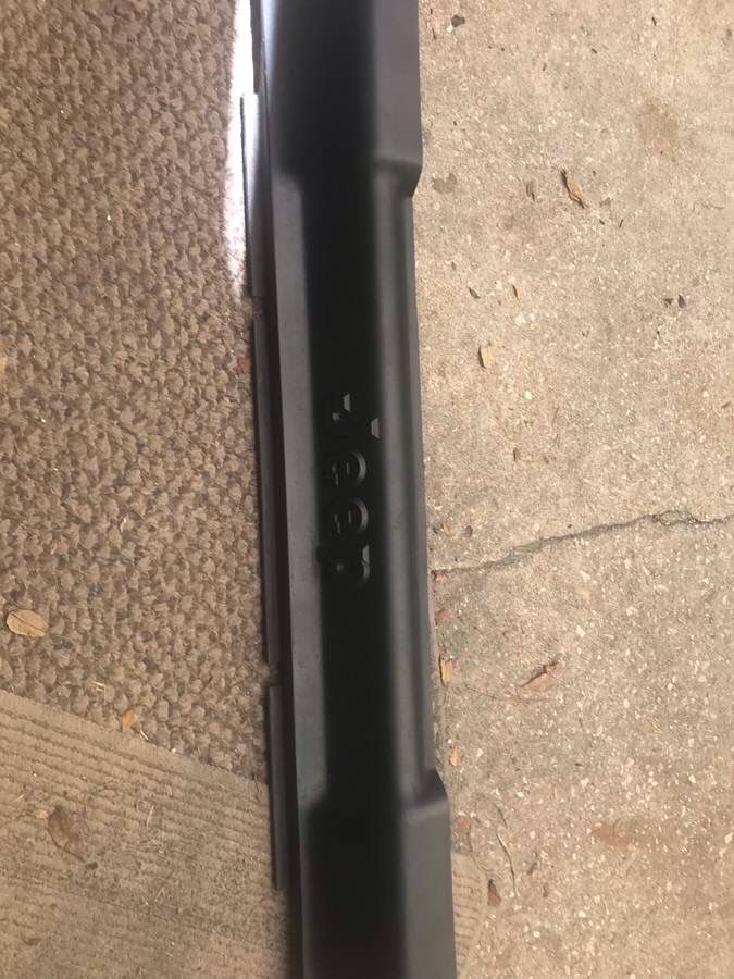 JEEP TJ WRANGLER FRONT SWAYBAR LOGO COVER