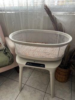 4moms Mamaroo Bassinet