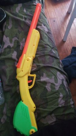 Toy shotgun
