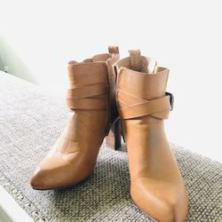 Women’s Shoe