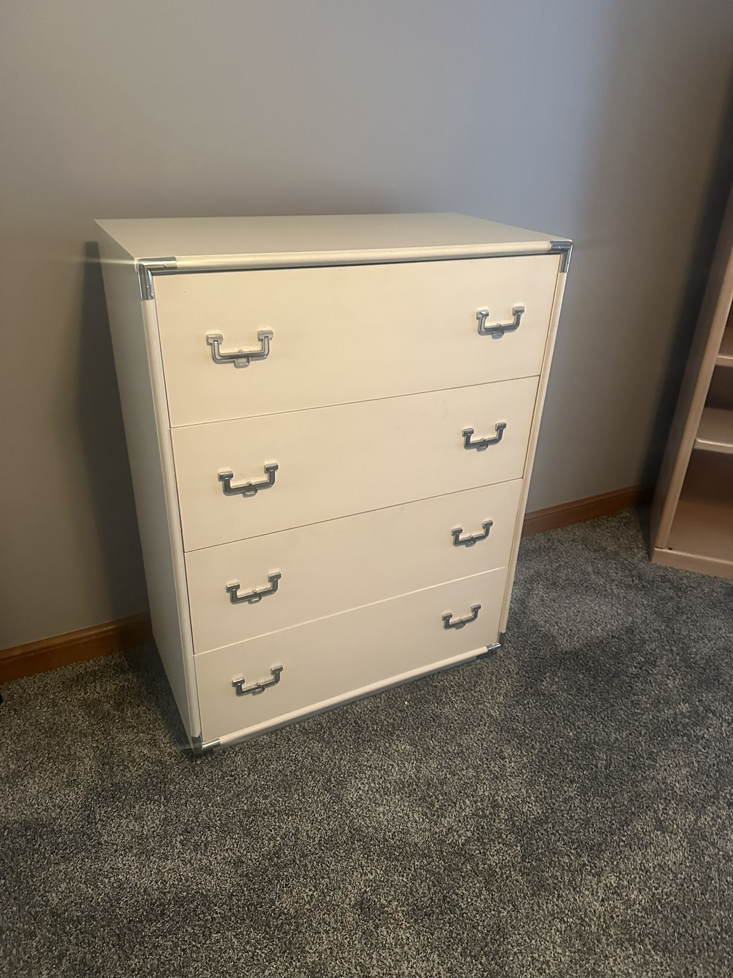 Contemporary Bassett Furniture
