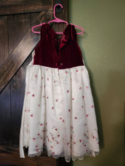 Girl's dress