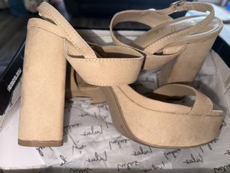 Women’s Size 8 Heels
