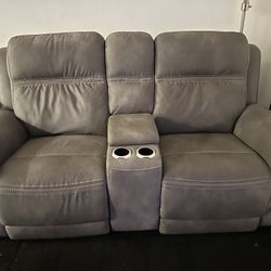 Ashly Furniture Home Double Recliner With Charging Ports