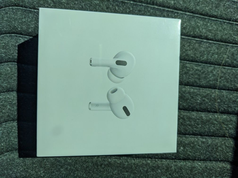 airpods pro SEALED new