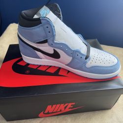 Jordan 1 Retro High OG  Size 8.5 