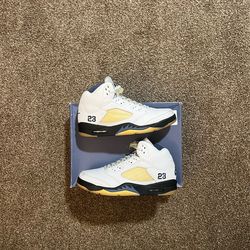Jordan 5 A Ma Maniére Dawn Size 13