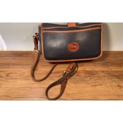 Vintage Dooney And Bourke Navy Blue Pebbled Leather Crossbody