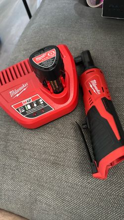 Milwaukee M12 ratchet