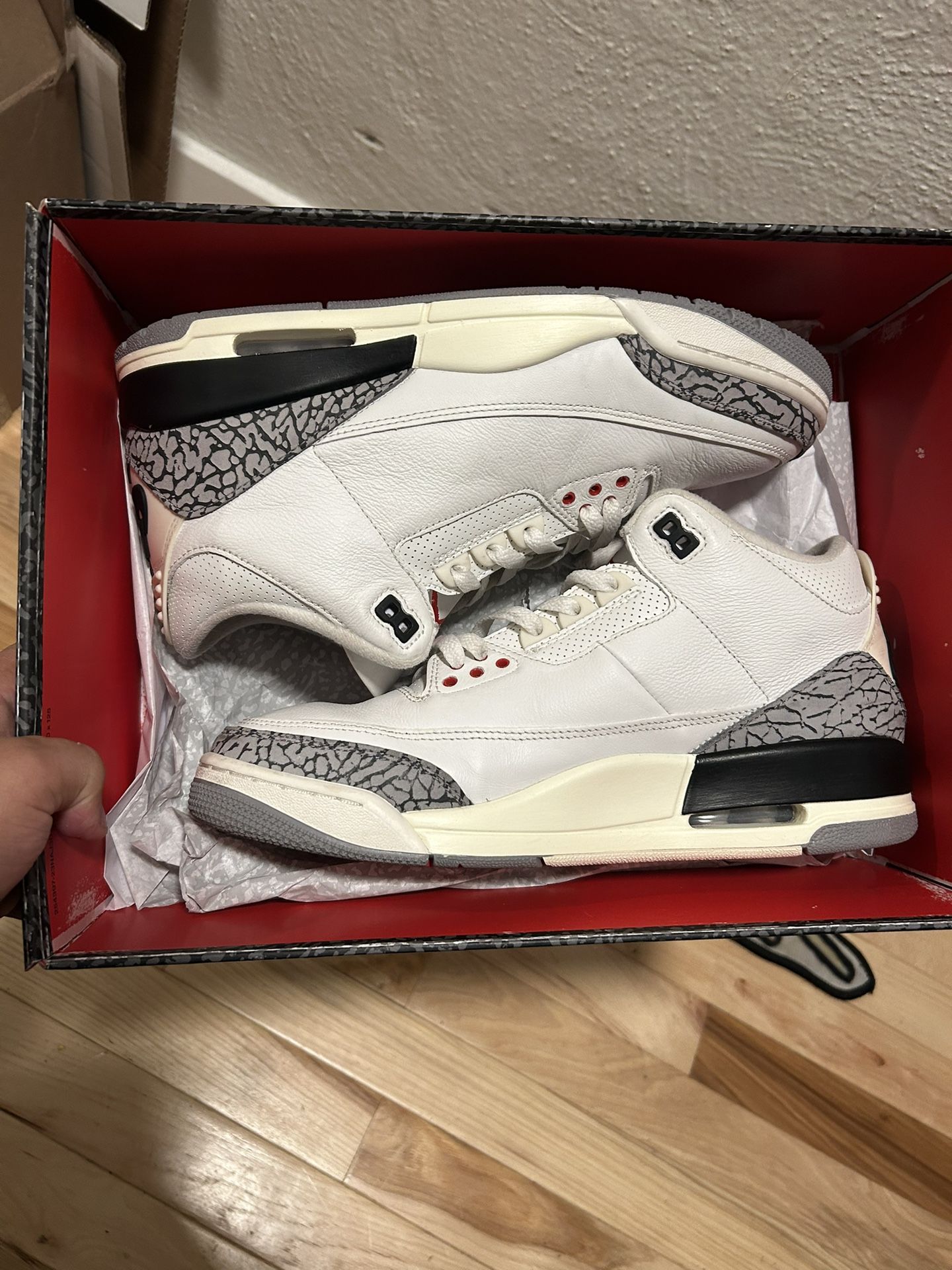 Jordan 3 Reimagined Size 10.5 Read Description!!