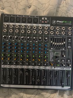 Mackie mixer profx12 used