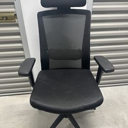 Desk chair