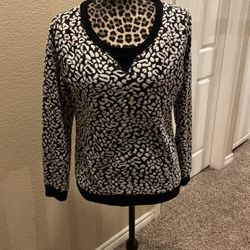 Juniors Leopard Print Sweatshirt, Size  L, $5