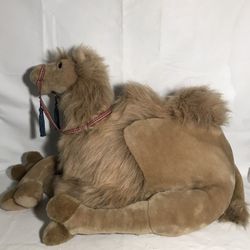 Vintage 1986 Elegante by DAKIN Plush Stuffed Large 28" Long Camel