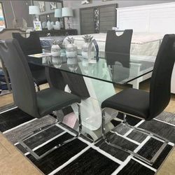 Dining Table Set 4 Chairs New