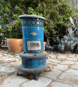 Old garden stove decor