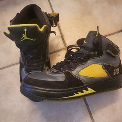 AIR FORCE JORDAN'S!!