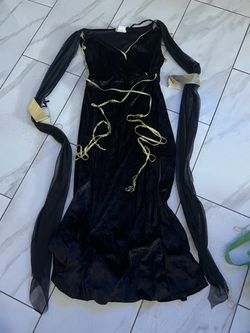 costume