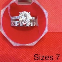 Engagement Ring With Box 
